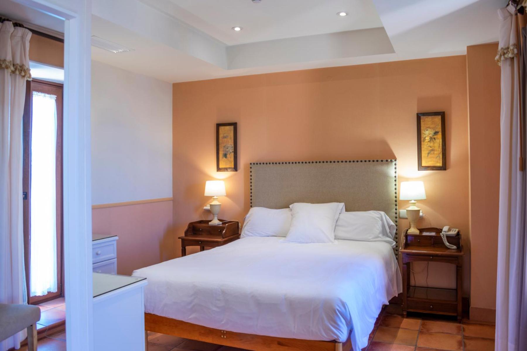 Hotel Veracruz Utrera Bagian luar foto